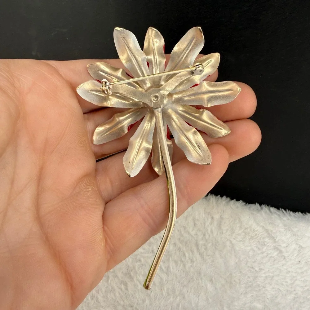 Vintage Enamel Flower Brooch Mod Pop Art White Red Big